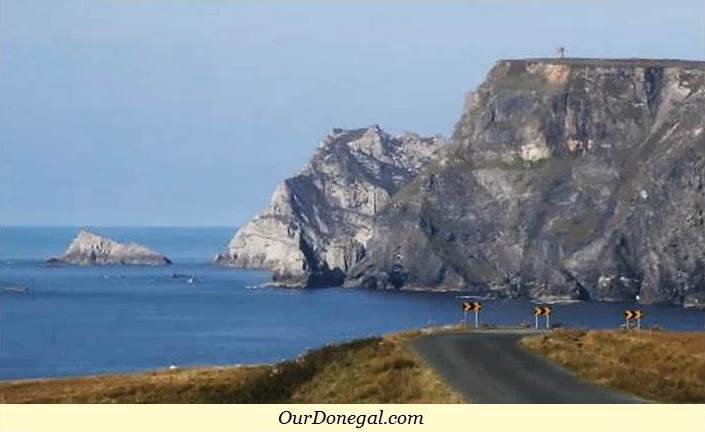 Triple Story Martello Tower Dwarfed By Glen Head Sea Cliffs Near Glencolmcille